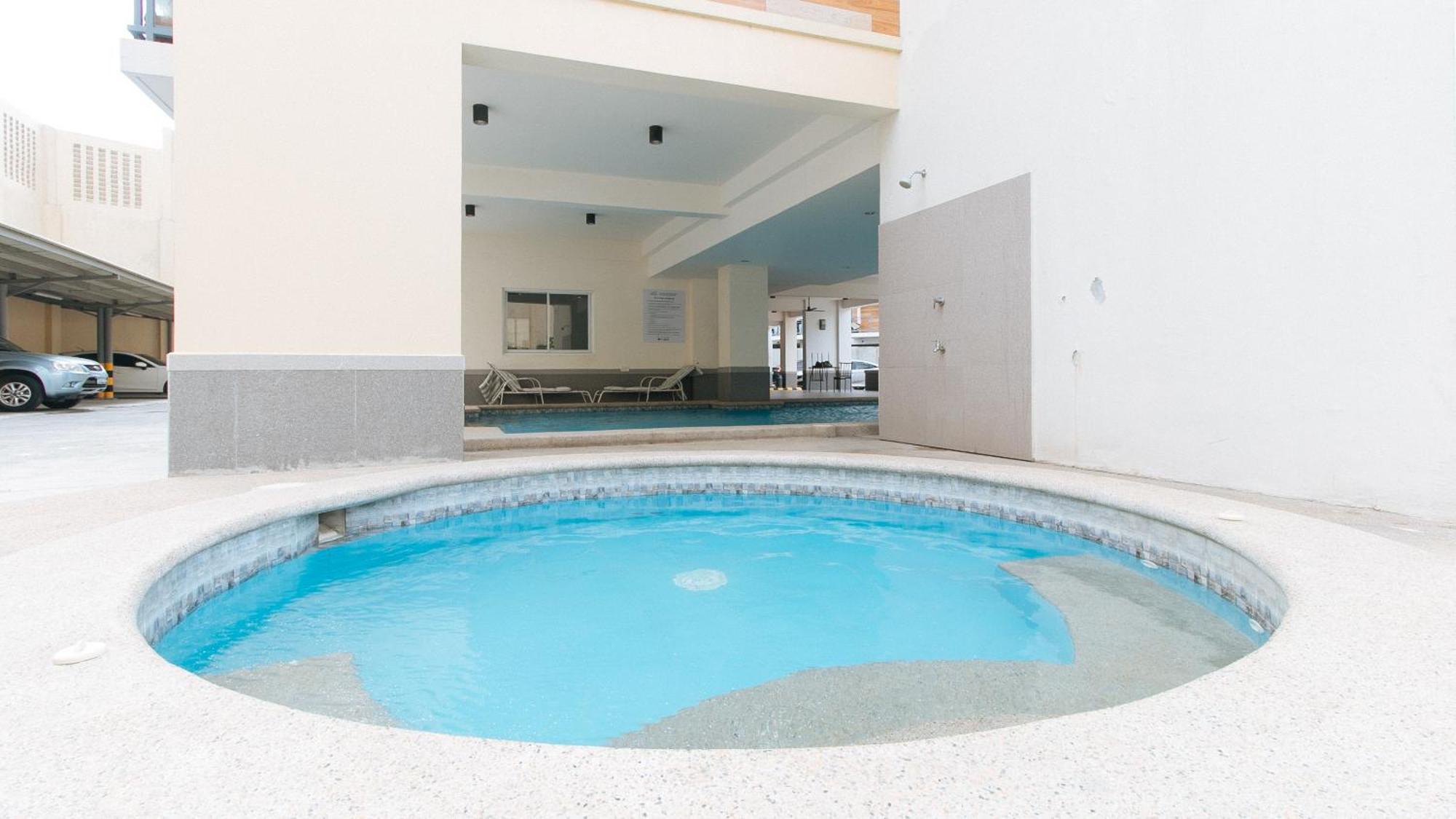 Reddoorz Plus At Alpina Heights Paranaque Paranaque City Exterior foto